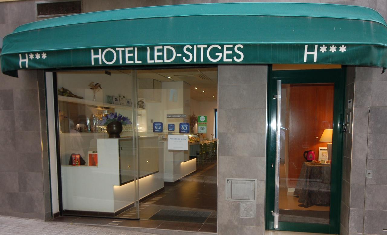Hotel Led 시체스 외부 사진